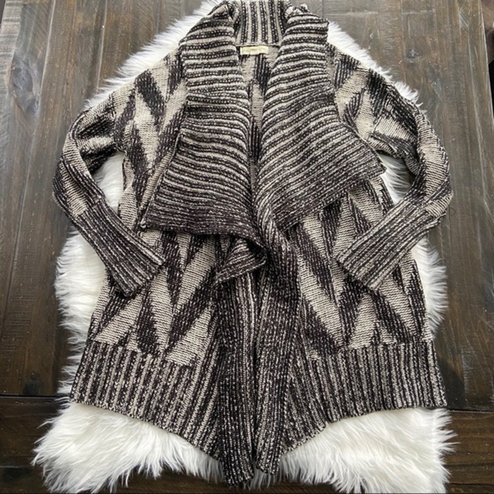 Staring at Stars size S knit waterfall cardigan